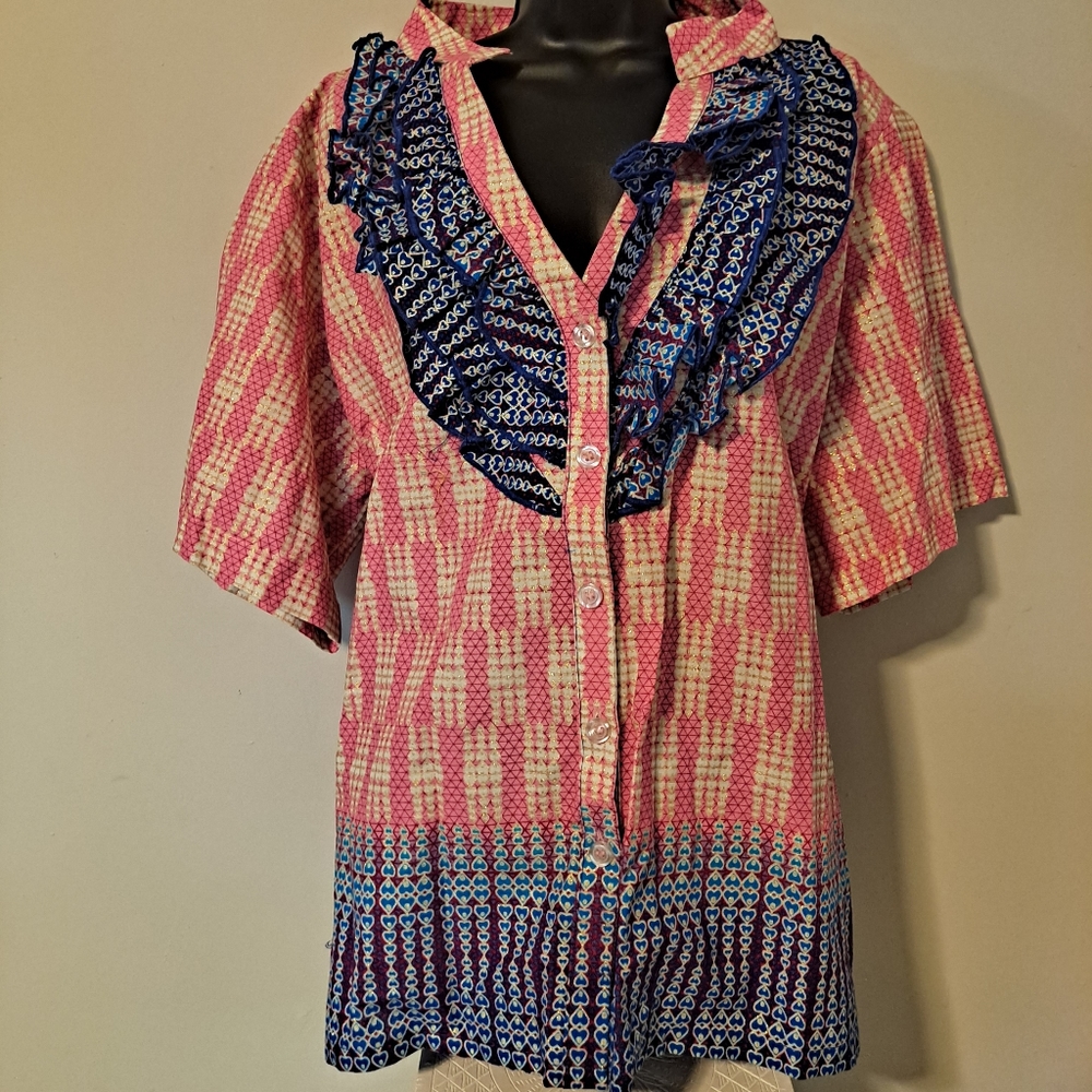 Ruffle Shirt with buttons